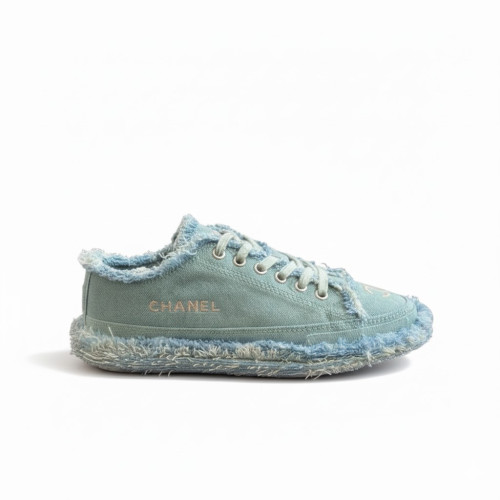 CHANEL 24s CC Logo Taseul Denim Snickers