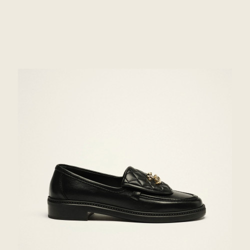 CHANEL MOCASSINS Loafer Lambskin Gold Metal Black