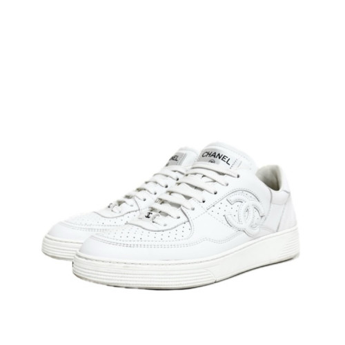 CHANEL Chapeau Sneakers White Women