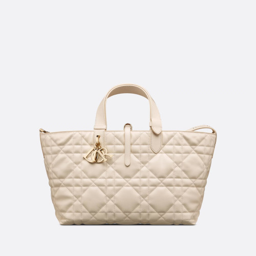 Dior Medium Dior Toujours Bag