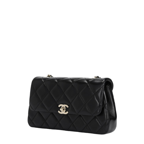 CHANEL CLUTCH WITH CHAIN