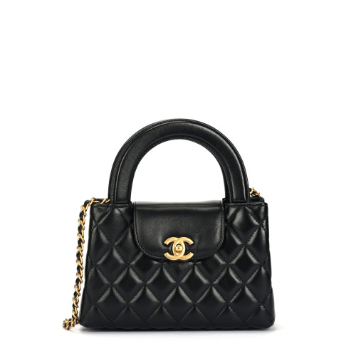 CHANEL CLUTCH WITH CHAIN