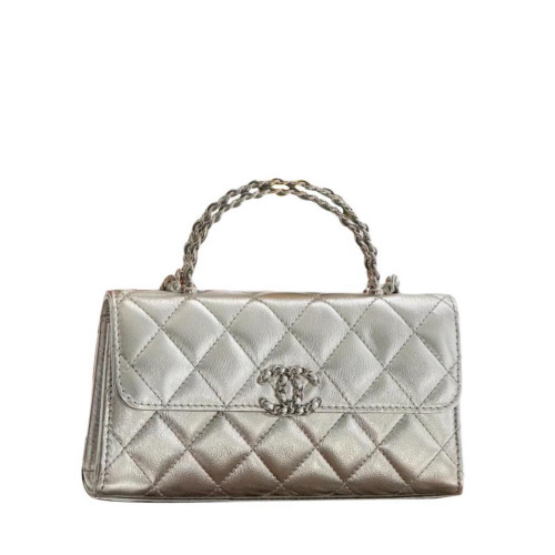 Chanel CLUTCH WITH CHAIN