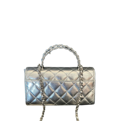 Chanel CLUTCH WITH CHAIN