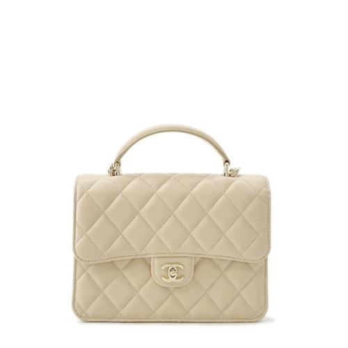 CHANEL CLUTCH WITH CHAIN