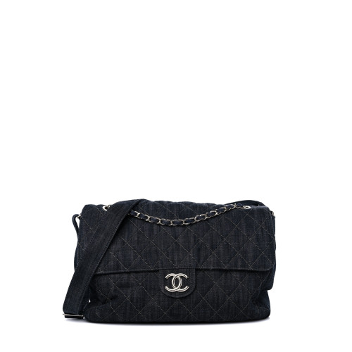 CHANEL Flap Bag