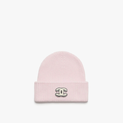 CHANEL CC logo cashmere beanie