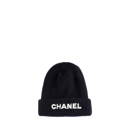 CHANEL lettering cashmere beanie